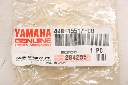 New OEM Yamaha 4KB-15517-00-00 Idler Gear NOS