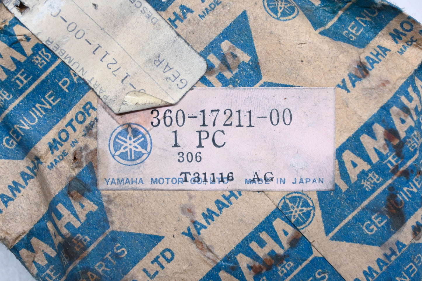 New OEM Yamaha 360-17211-00-00 Wheel Gear #1 NOS
