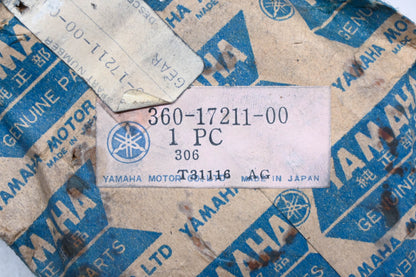 New OEM Yamaha 360-17211-00-00 Wheel Gear #1 NOS