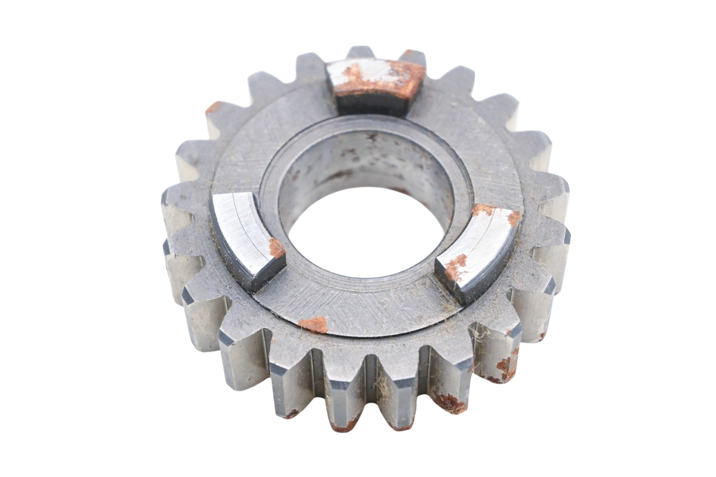 New OEM Yamaha 256-17141-00-00 Transmission 4th Pinion Gear 19T NOS