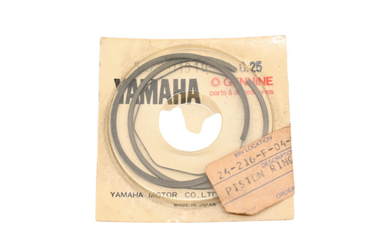 New OEM Yamaha 5G3-11610-10-00 Piston Ring Kit NOS
