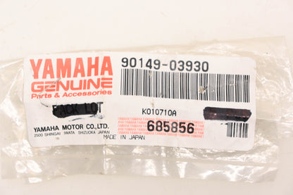 New OEM Yamaha 90149-03930-00 Pan Head Screws Qty 3 NOS