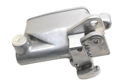 New OEM Yamaha 4NK-W2645-00-00 Front Lefthand Brake Master Cylinder NOS