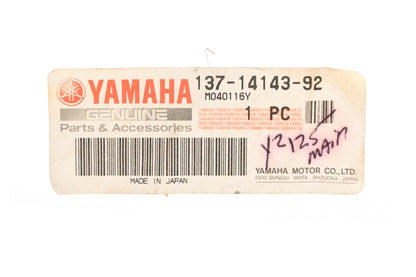 New OEM Yamaha 137-14143-92-00 Main Jet #460 NOS