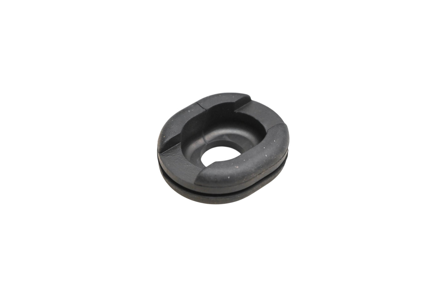 New OEM Yamaha 90480-01015-00 Grommet NOS