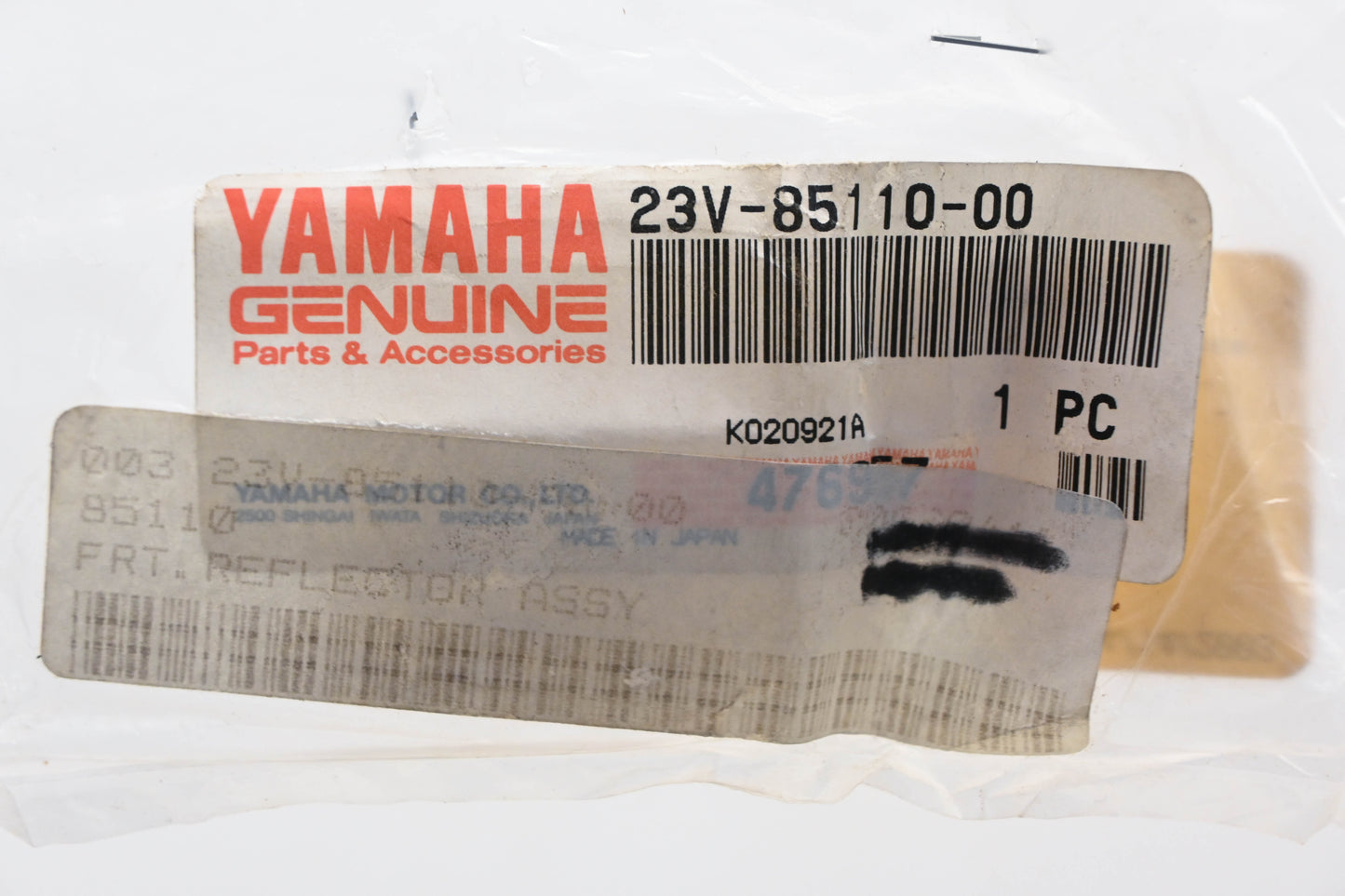 New OEM Yamaha 23V-85110-00-00 Amber Reflector NOS