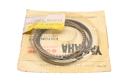 New OEM Yamaha 50M-11610-20-00 Piston Ring Kit NOS