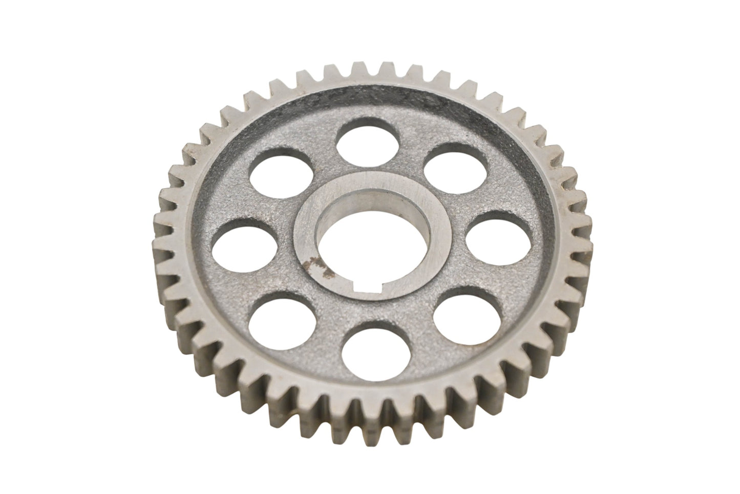 New OEM Yamaha 10V-11536-01-00 Drive Gear 43T NOS