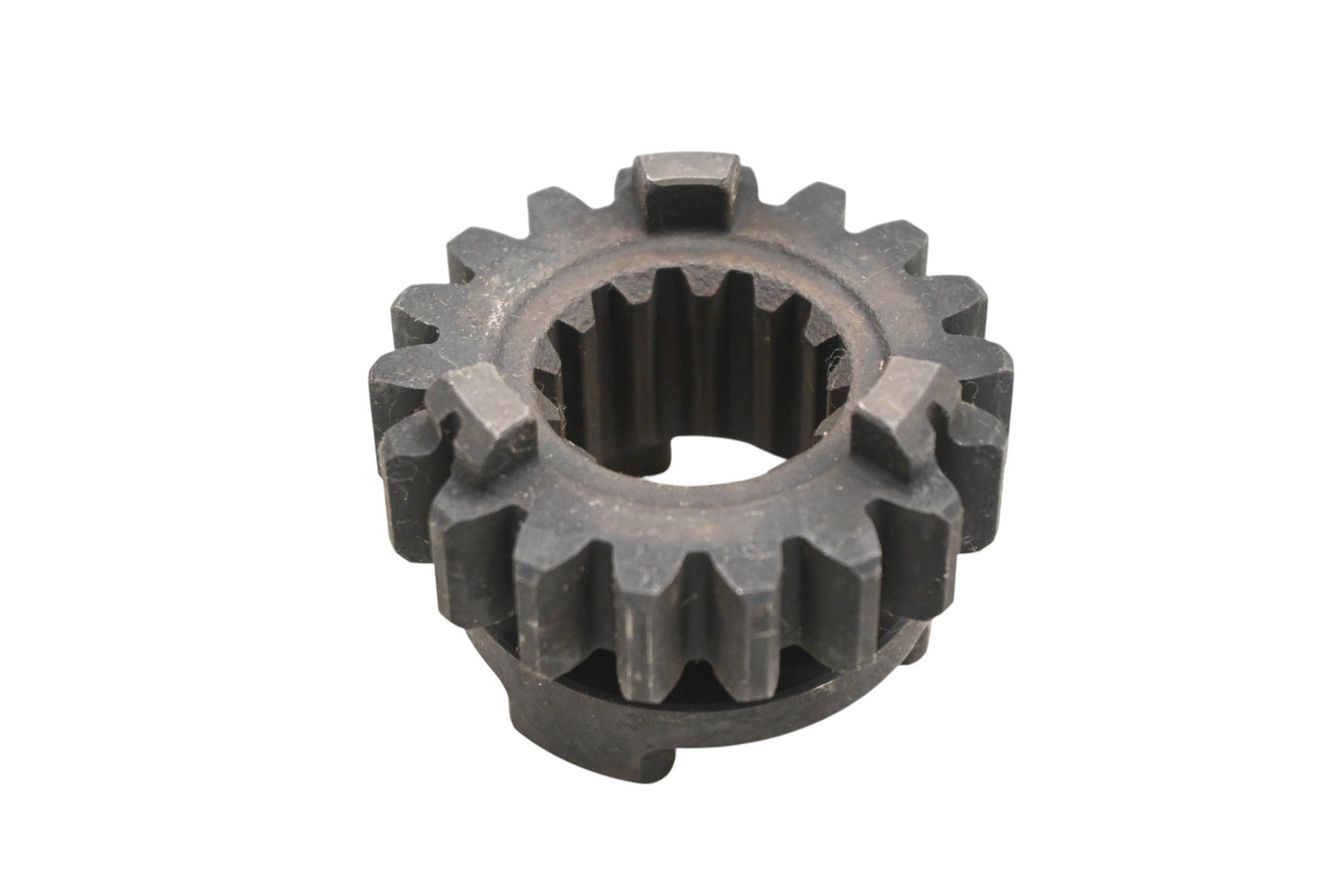 New OEM Yamaha 5CU-17131-00-00 Pinion 3rd Gear NOS