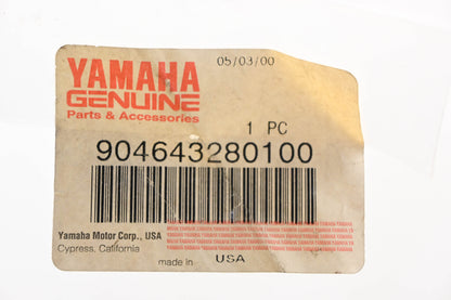 New OEM Yamaha 90464-32801-00 Clamp NOS