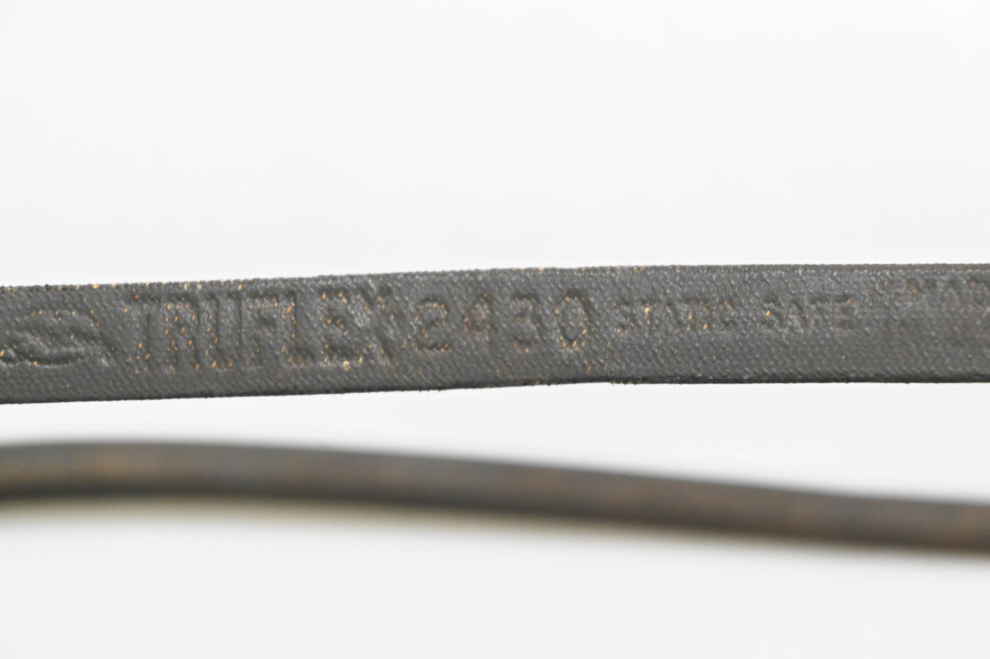 Gates 2430 V-Belt NOS