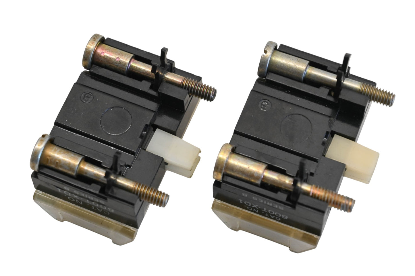 Allen Bradley 800T-XD1 600V Heavy Duty Contact Blocks Qty 2