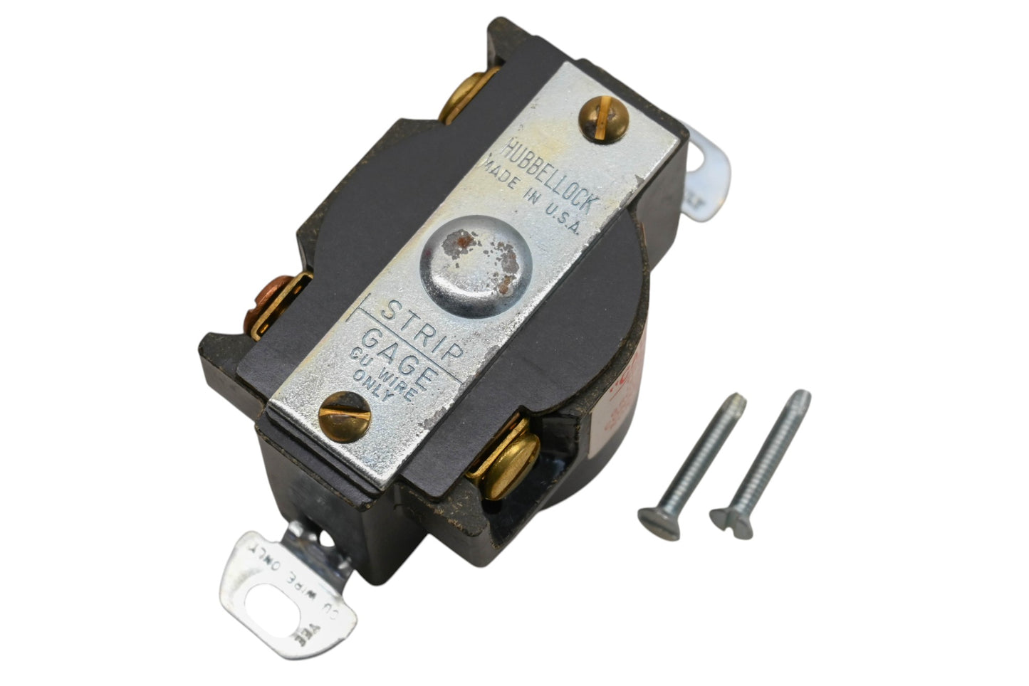 Hubbell 23000 20A-125V Locking Receptacle Kit NOS