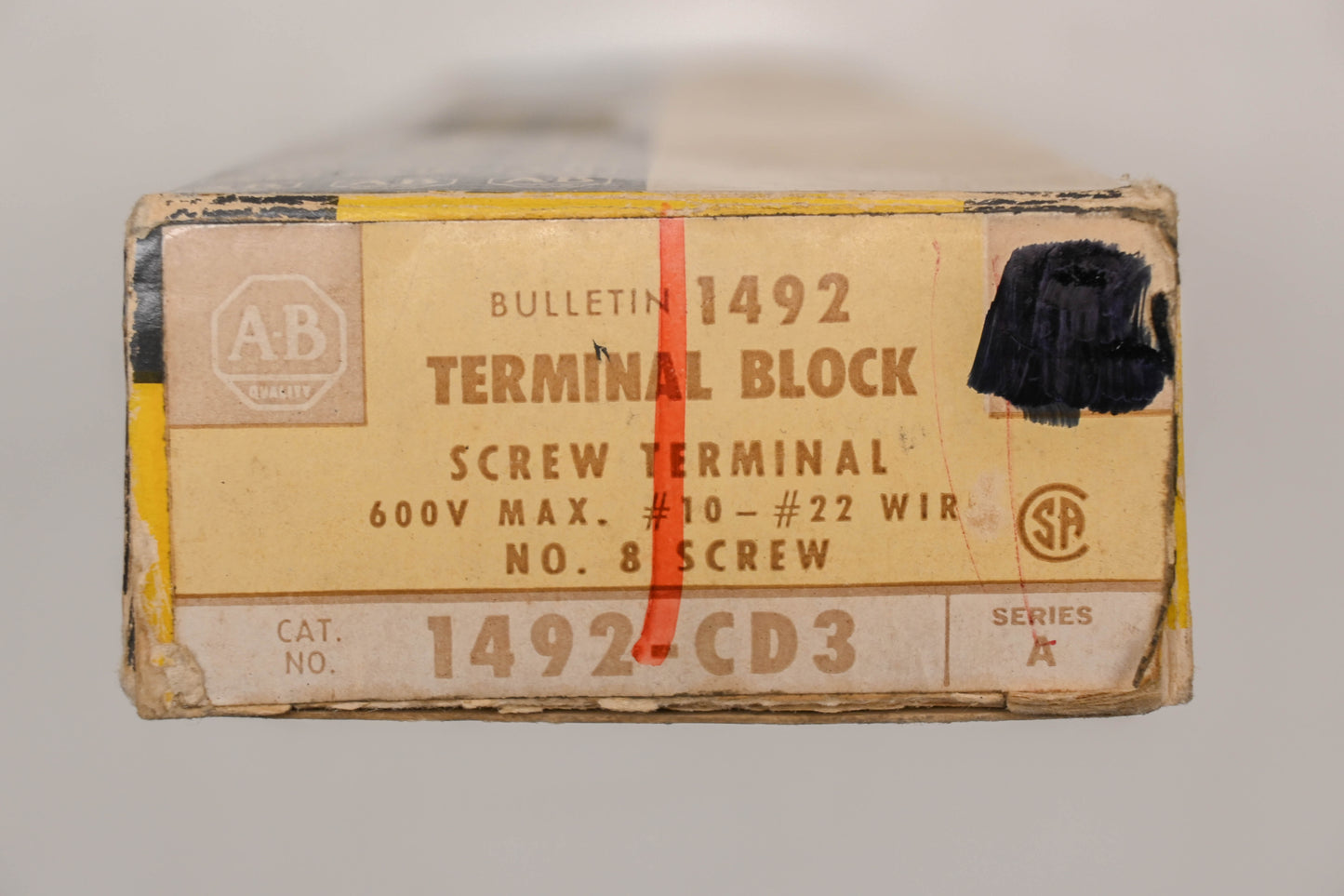 Allen Bradley 1492-CD3 600V Terminal Blocks Qty 47 NOS