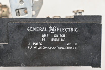 GE 565B714G2 Disconnect Switch Assembly