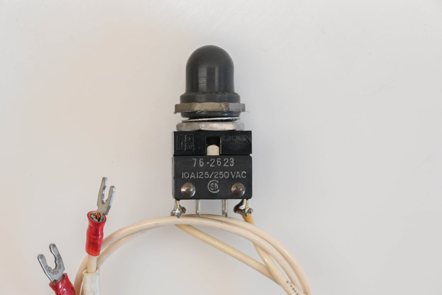 Licon 76-2623 10A-125/250V Switch Assembly NOS