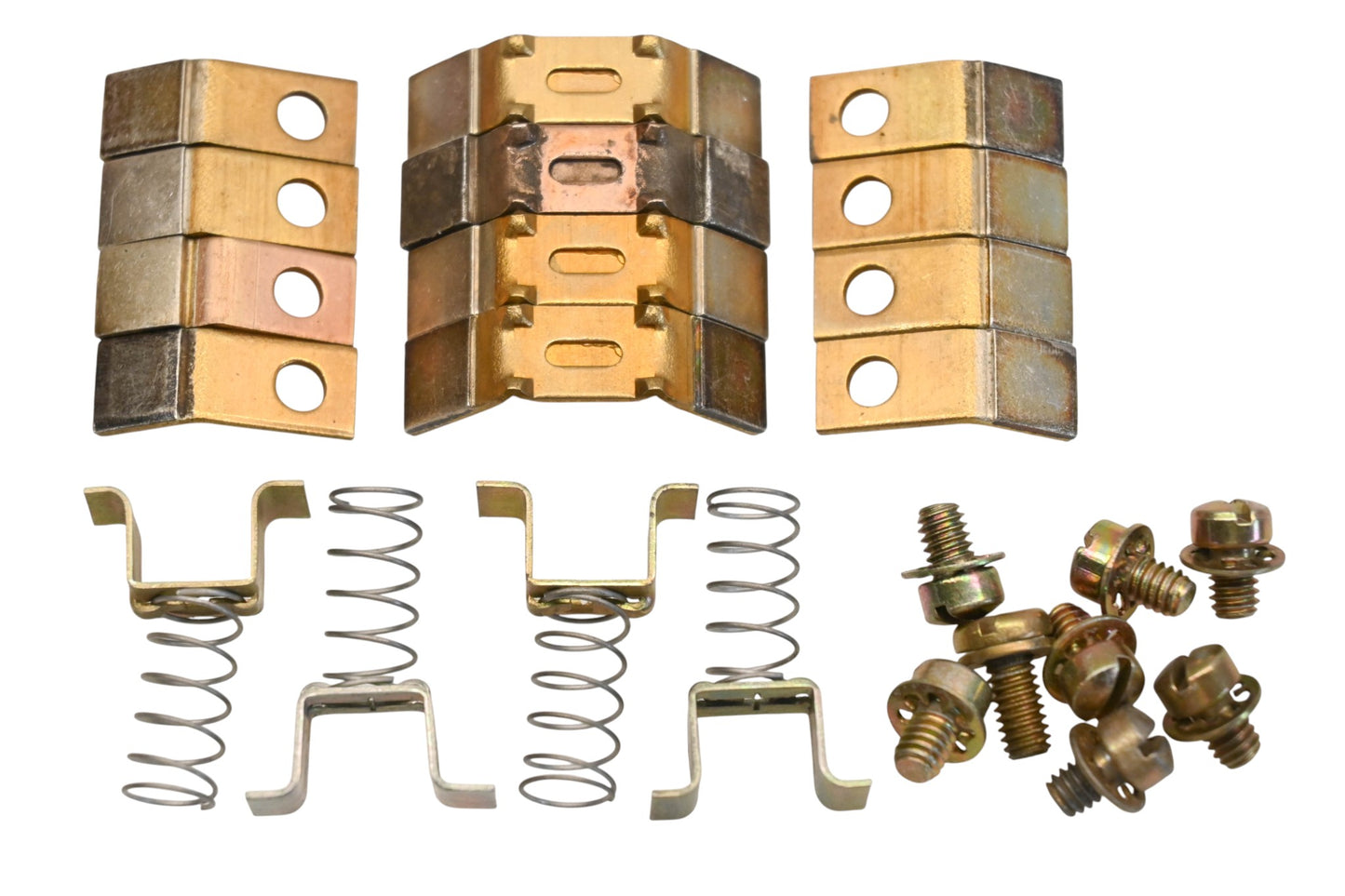 GE 546A300G002 Contact Kit NOS