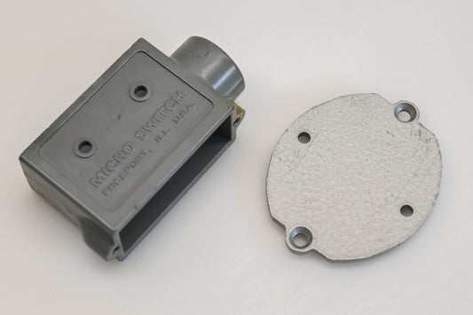 Micro Switch 3PA2 Enclosure Kit NOS