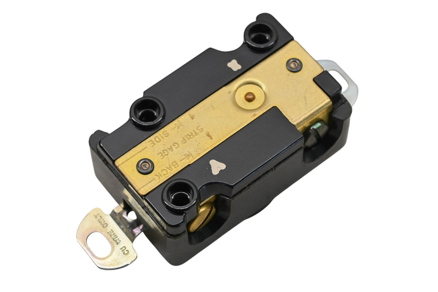 Hubbell 8410 4 Wire Grounding Receptacle NOS