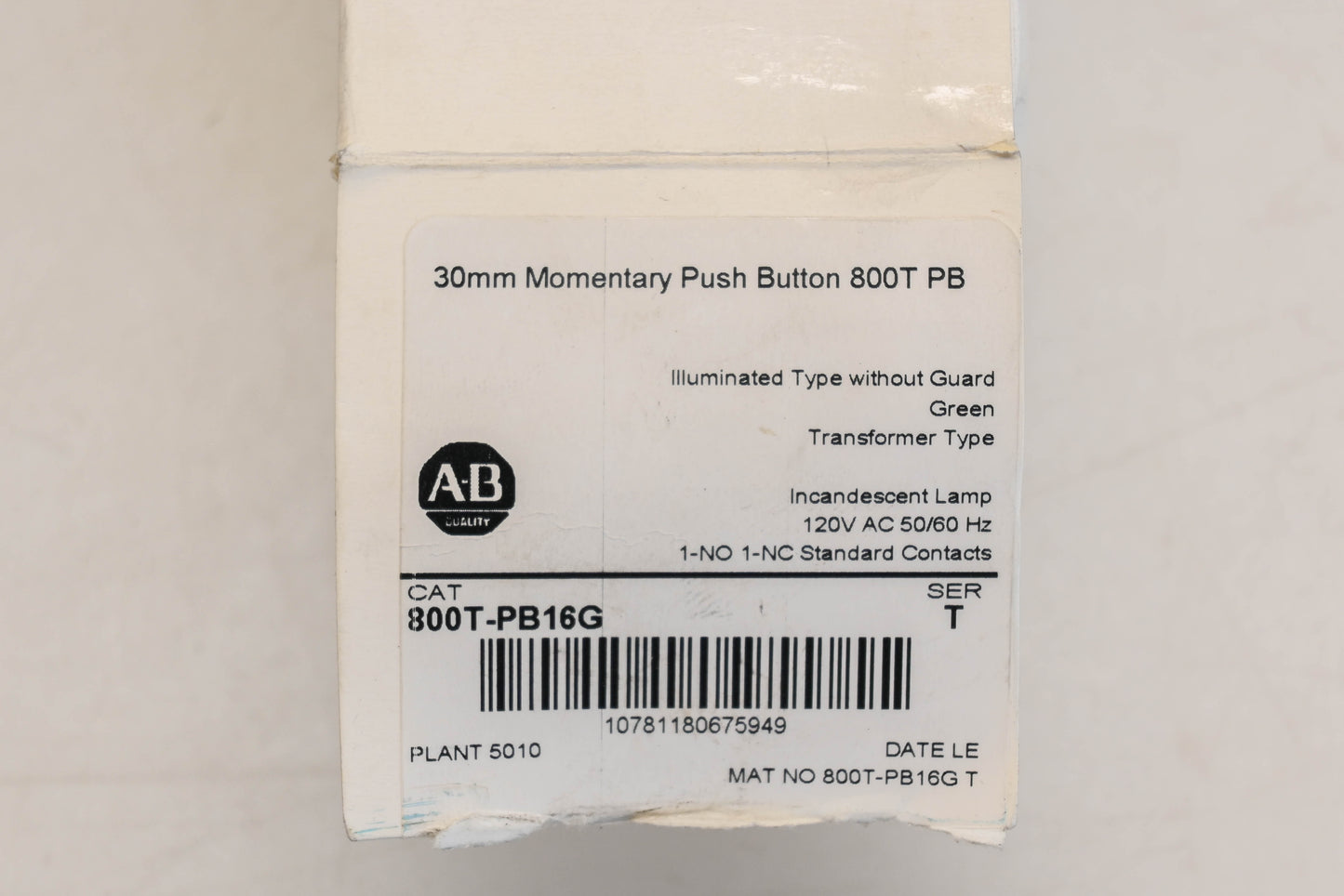 Allen Bradley 800T-PB16G 30mm Momentary Push Button NOS