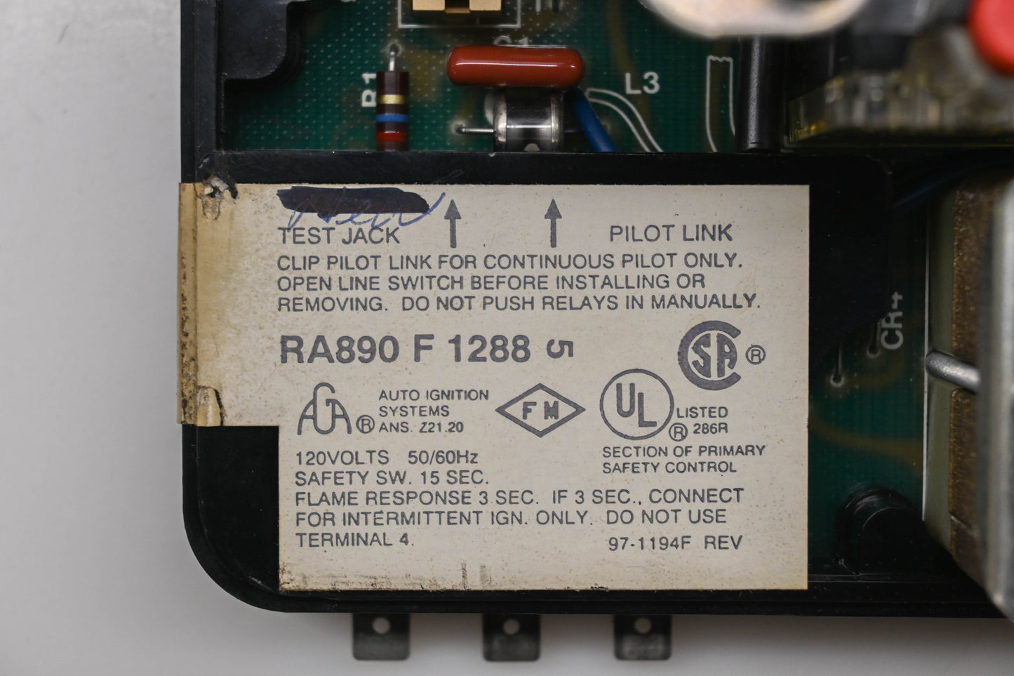 Honeywell RA890F 1288, RA890F1288 Protectorelay Burner Flame Control Assembly