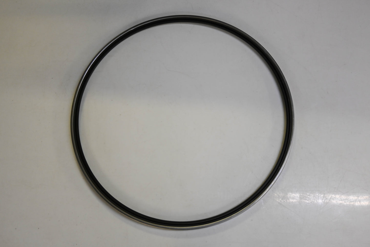 SKF 3000560 30" x 32" x 7/8" Oil Seal NOS