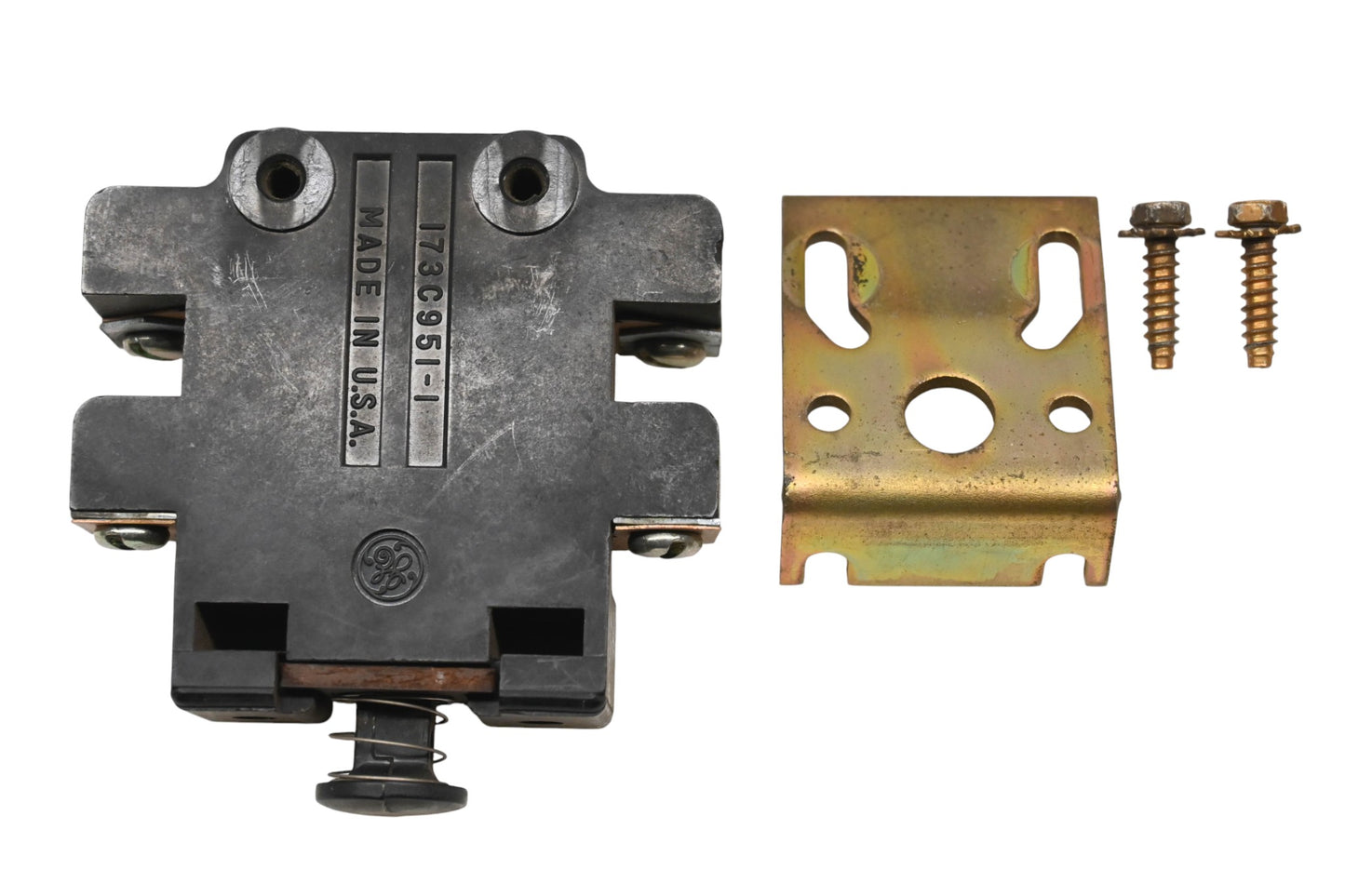 GE 173C951-1 Auxiliary Contact Block Kit