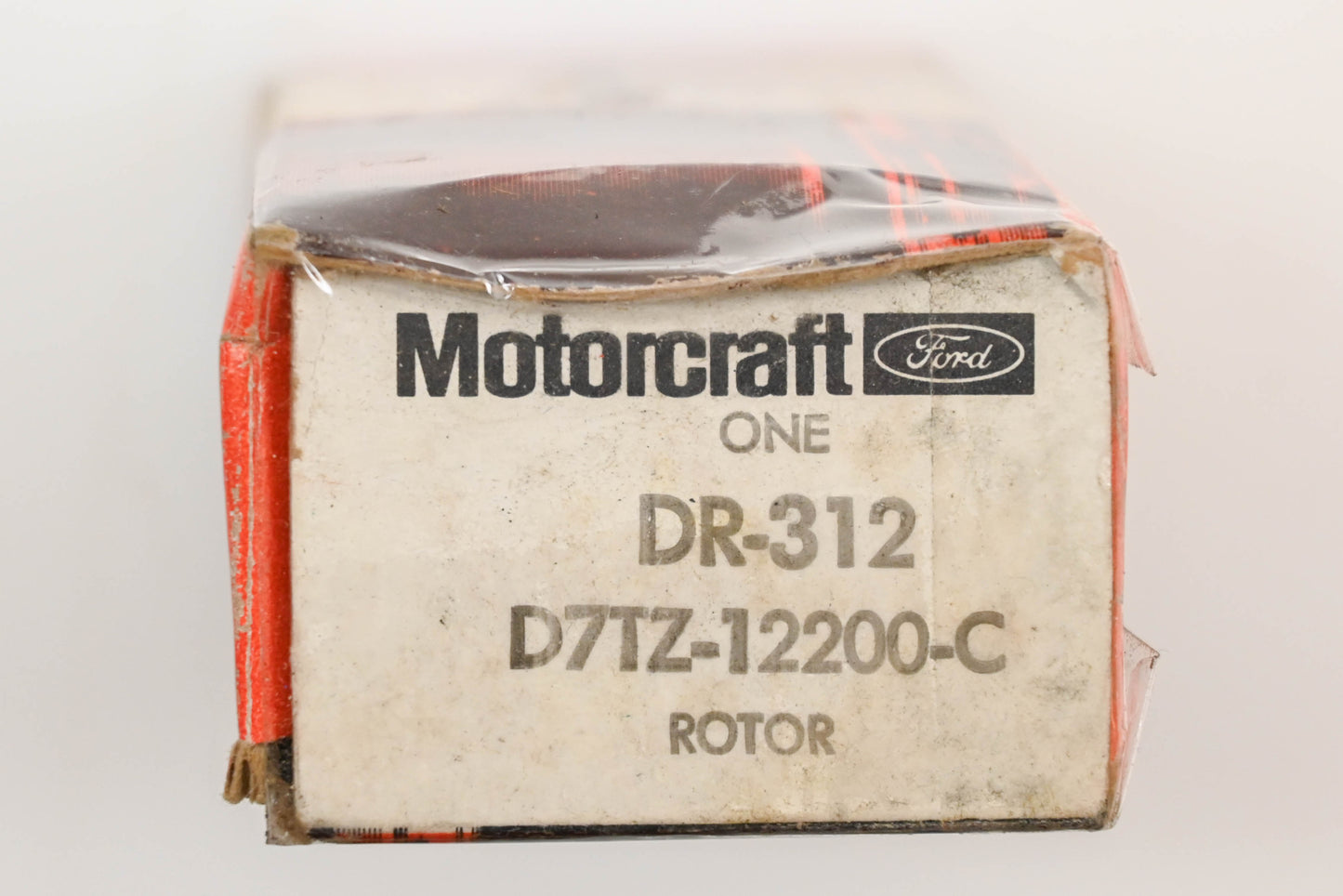 New OEM Motorcraft DR-312, D7TZ-12200-C Distributor Rotor NOS
