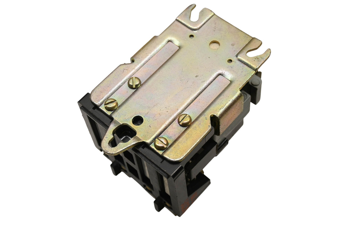 GE CR2810A14AT Machine-Tool Relay Assembly