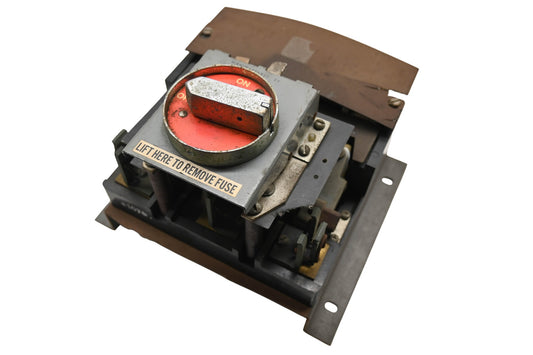 GE 343L510G10 200A-600V 3 Pole QMR Switch