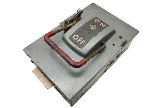 GE TH3361 30A-600V Enclosed Switch Assembly