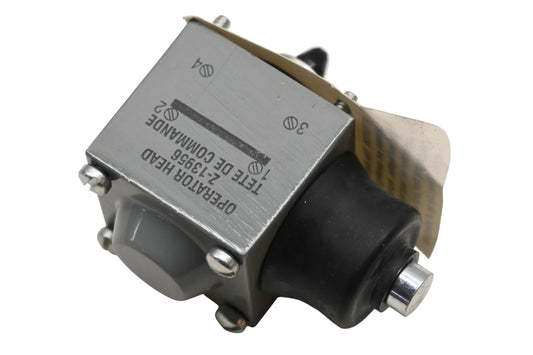 Allen-Bradley Z-13956 Operator Head NOS