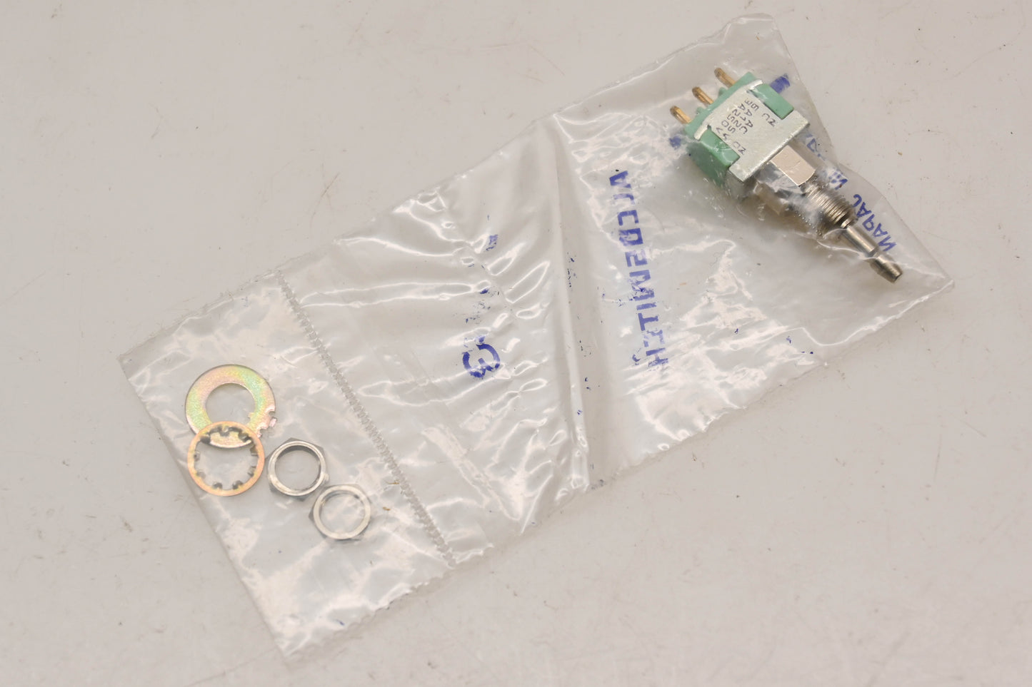 Alco MPA106F Push-Button Switch NOS