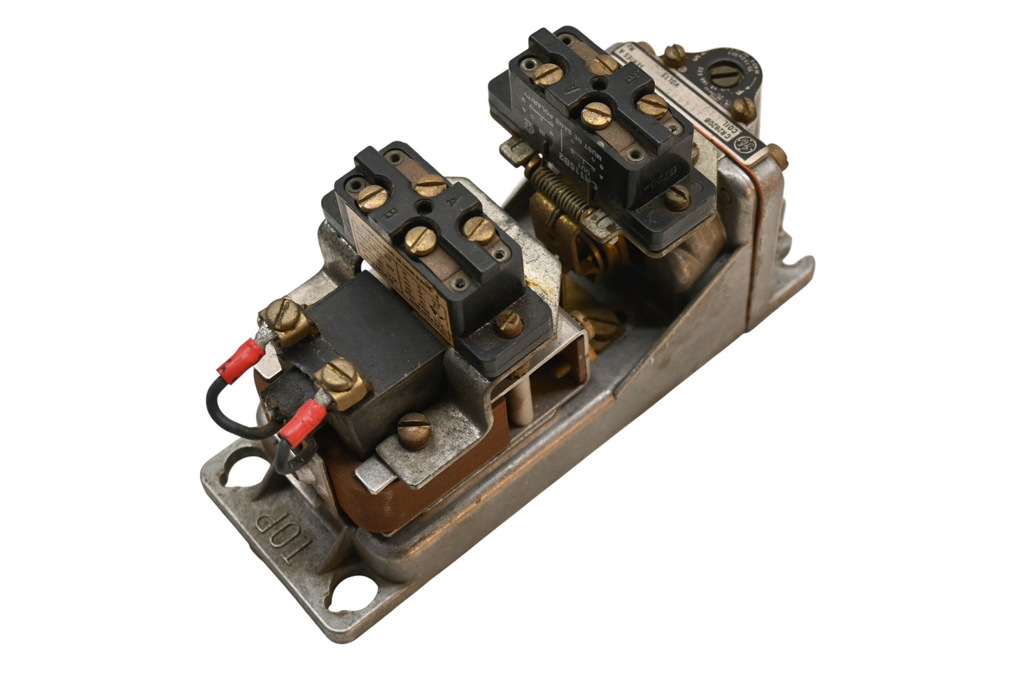 GE CR2820B111AA2 Time Delay Relay Assembly
