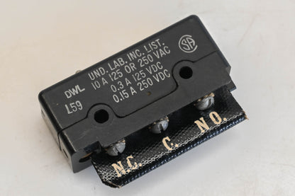 Micro Switch DT-2R-A7, MS25008-1 10A-125/250V Switch NOS