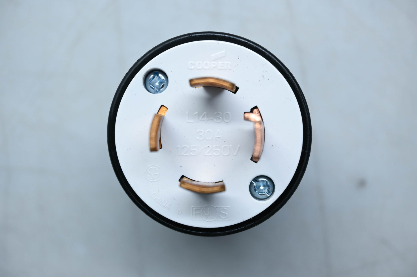 Cooper Wiring Devices L14-30 4 Prong Twist Lock Male Plug NOS