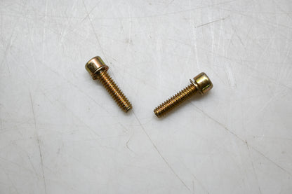 New OEM Polaris 7512290 Socket Cap Screws With Washers Qty 2 NOS
