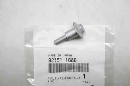 New OEM Kawasaki 92151-1686 6x30 Flanged Bolt NOS