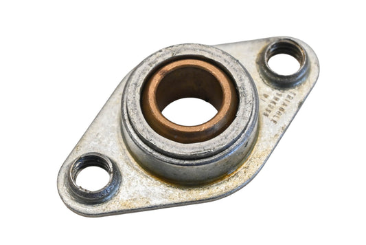 New OEM Briggs & Stratton 334163MA Bearing & Retainer NOS