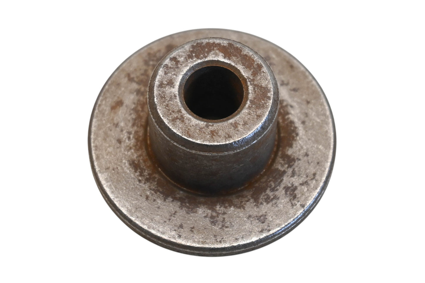 New OEM Husqvarna 194737, 532194737, 529496301 5/16" x 1" x 2" x 15/16" Front Axle Bushing NOS