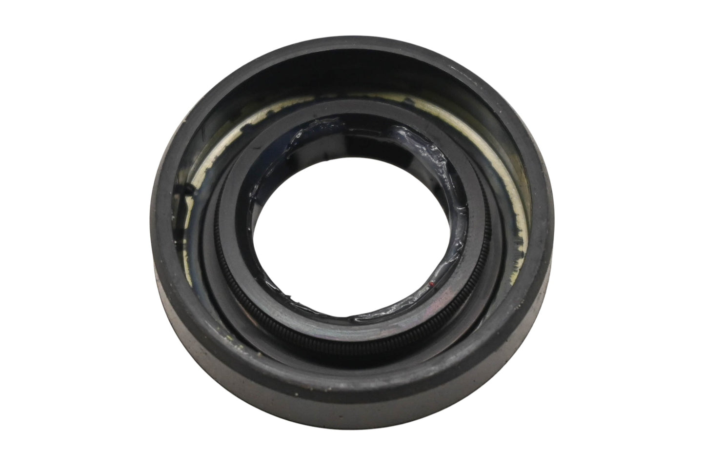 New OEM Honda 91272-733-931 15 x 28 x 7mm Oil Seal NOS