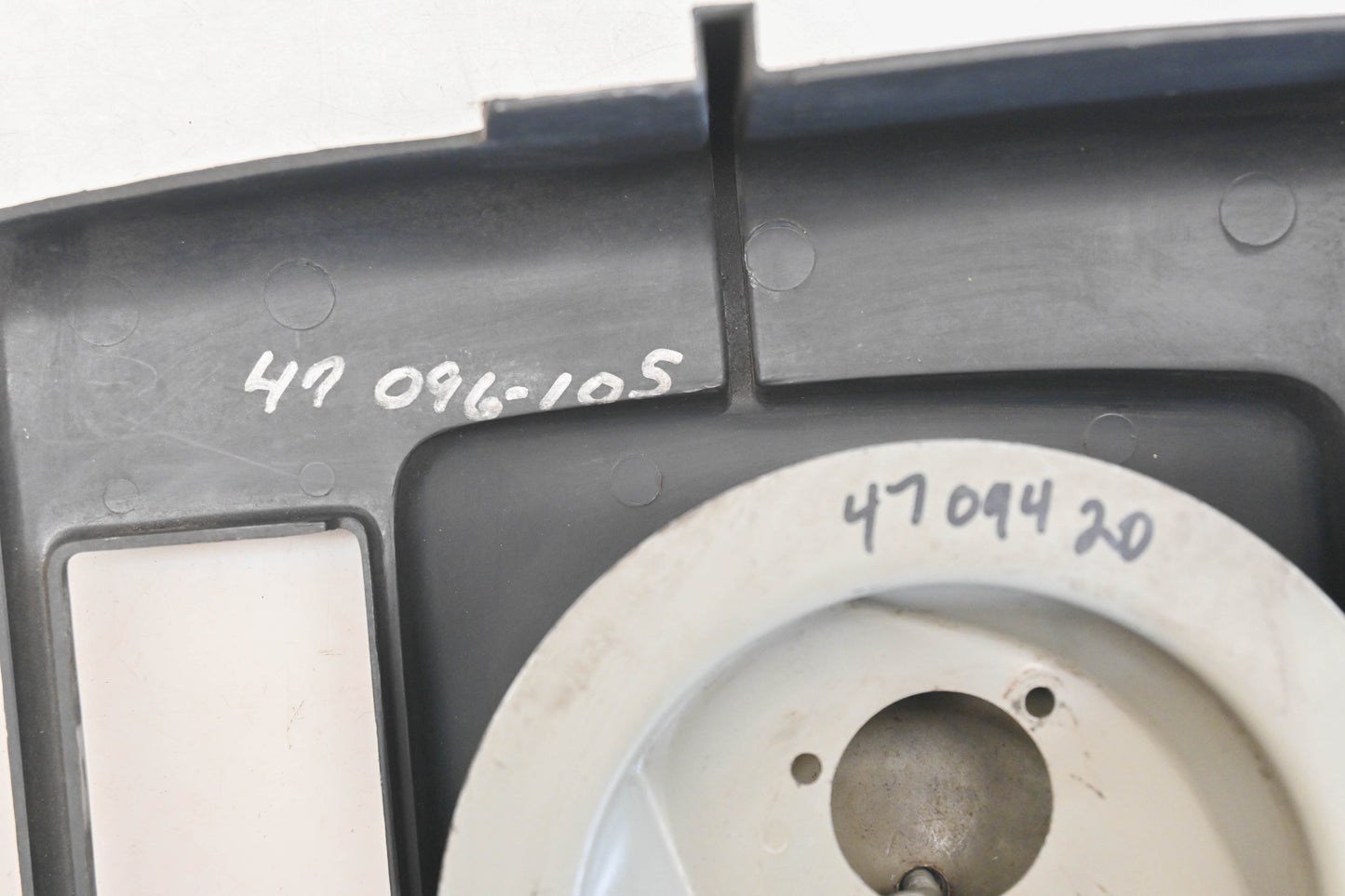 Kohler 47 096 10-S, 47 094 20 Air Cleaner Cover & Filter