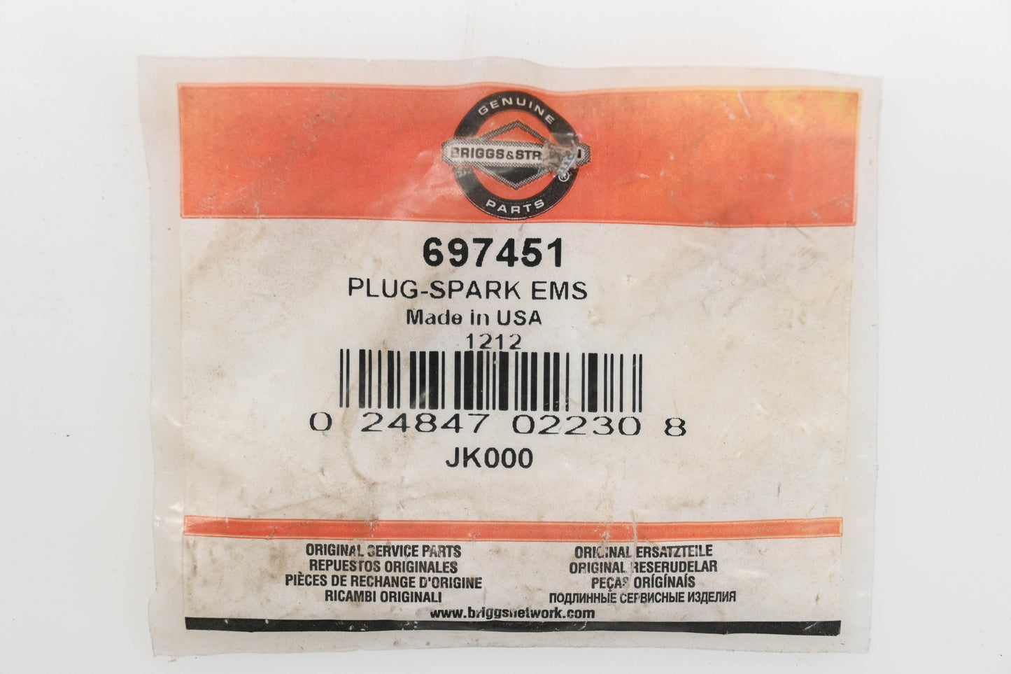 New OEM Briggs & Stratton 697451 Spark Plugs Qty 3 NOS