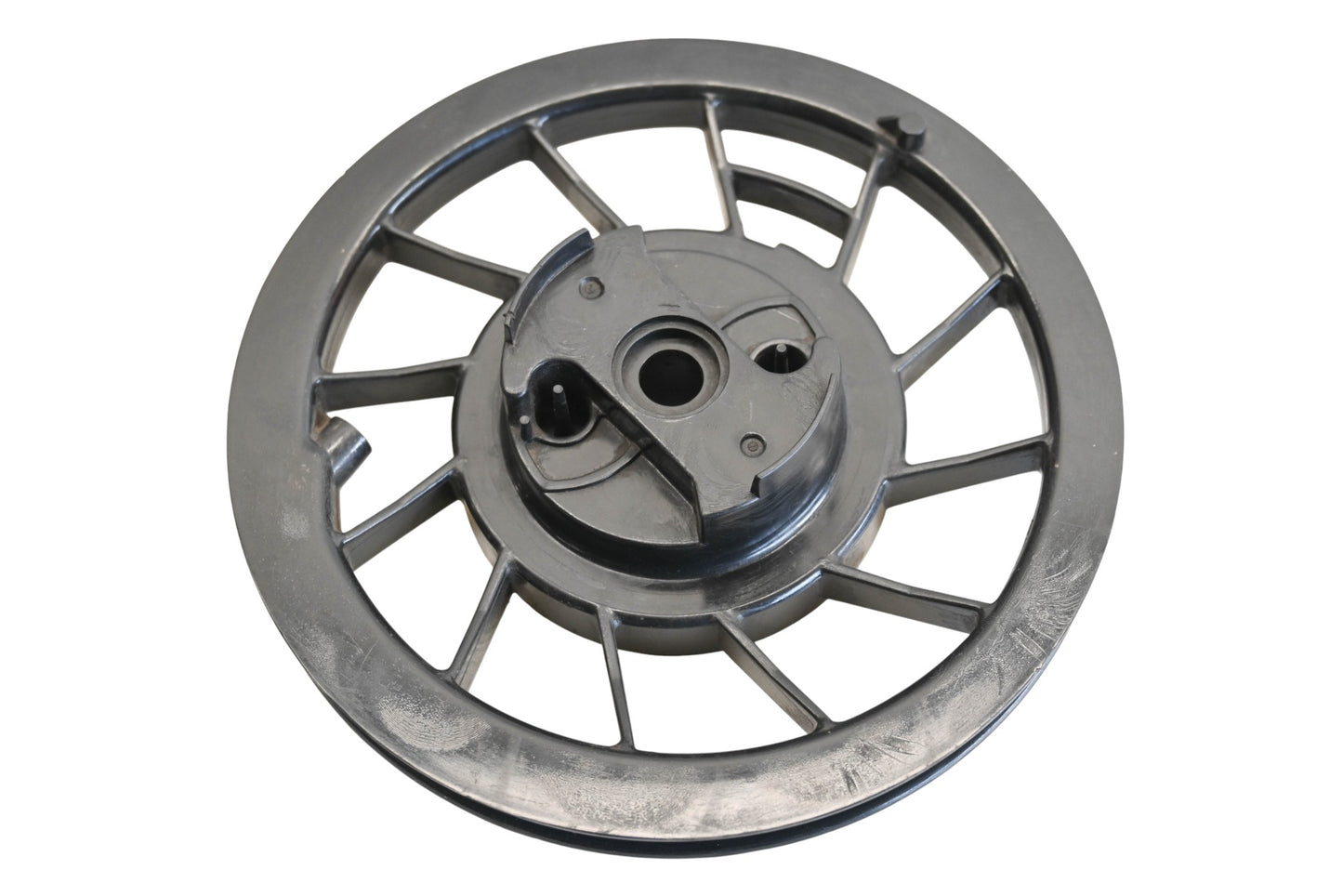 New OEM Briggs & Stratton 498144 Starter Pulley NOS