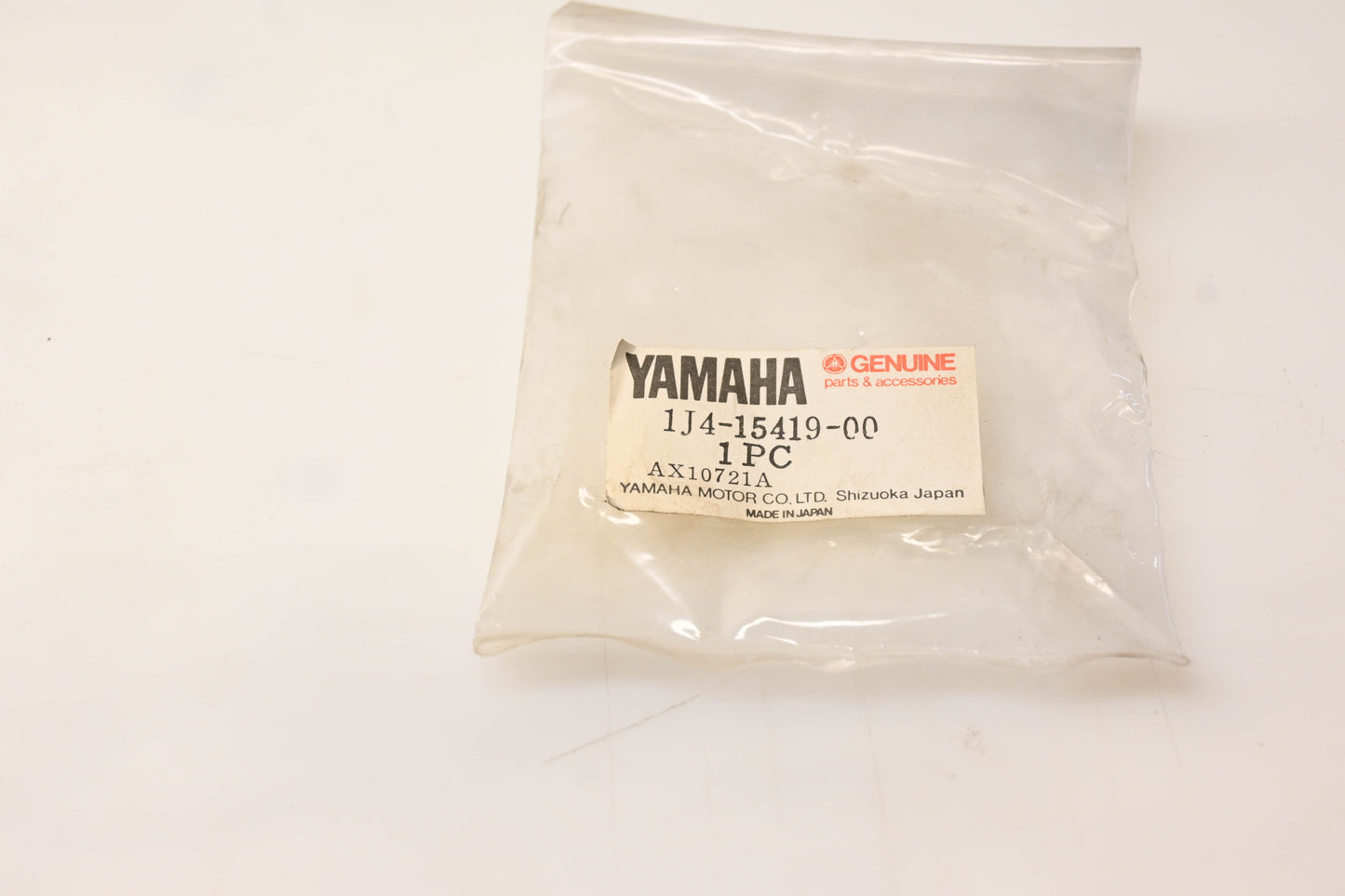 Yamaha 1J4-15419-00-00 Transmission Shifter Shaft Cover NOS
