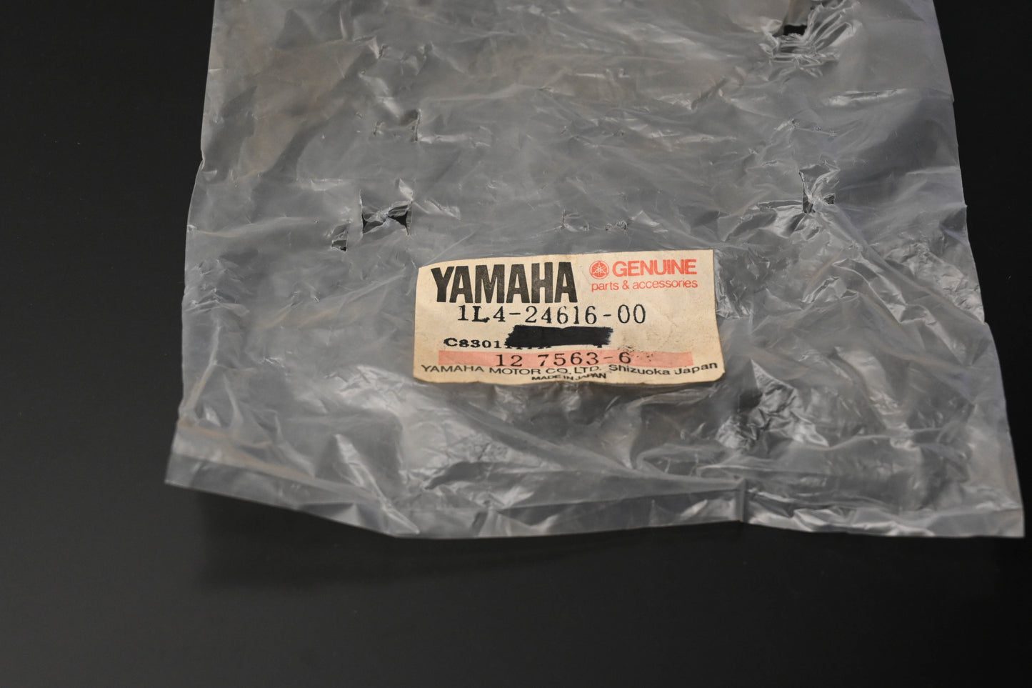 Yamaha 1L4-24616-00-00 Gasket Plate NOS
