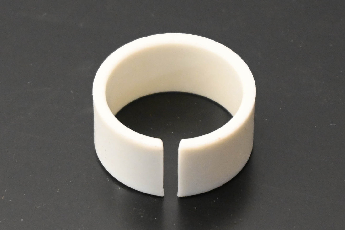 Yamaha 1V3-14271-00-00 Insulator NOS