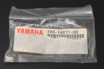 Yamaha 1V3-14271-00-00 Insulator NOS