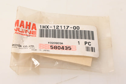 Yamaha 1HX-12117-00-00 Valve Spring Retainer NOS
