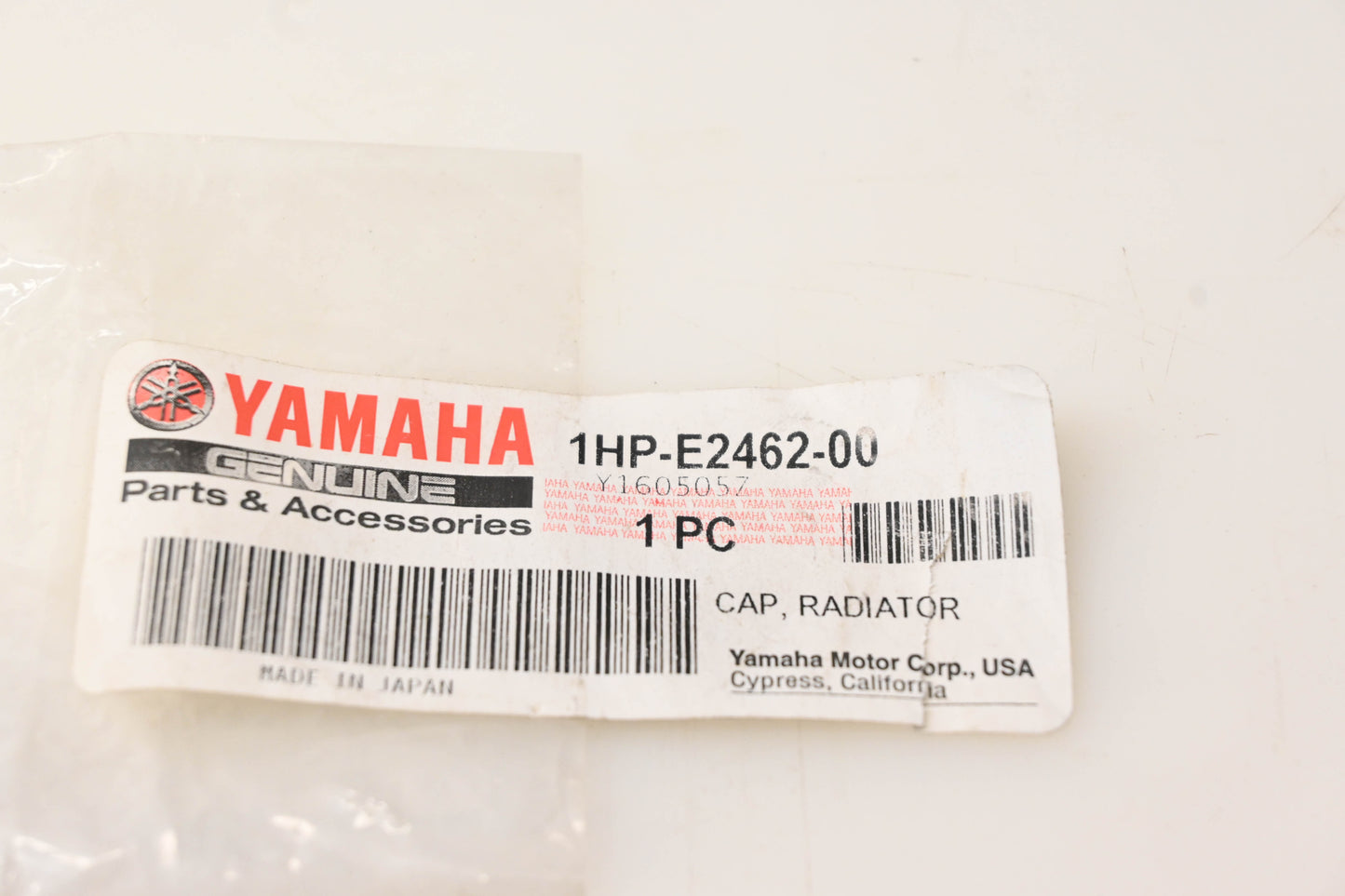 Yamaha 1HP-E2462-00-00 Radiator Cap NOS